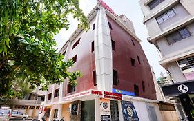 Fabhotel Vrundavan, Athwa