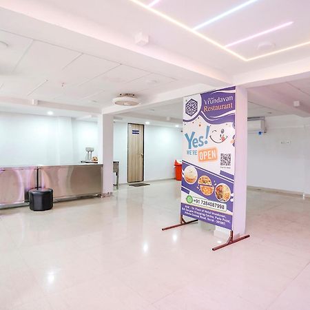 Fabhotel Vrundavan, Athwa Bhatha Exterior photo